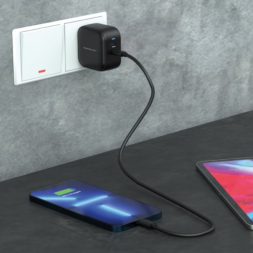 Powerology Dual Port World Travel Kit Charging Adapter 4 Powerology Dual Port World Travel Kit Charging Adapter - Image 4