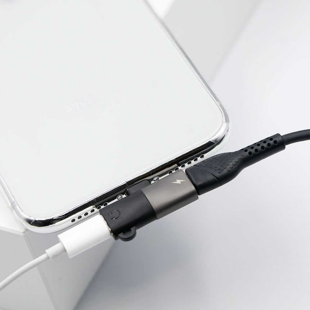 Porodo Dual Adapter Lightning Splitter 2 Porodo Dual Adapter Lightning Splitter - Image 2