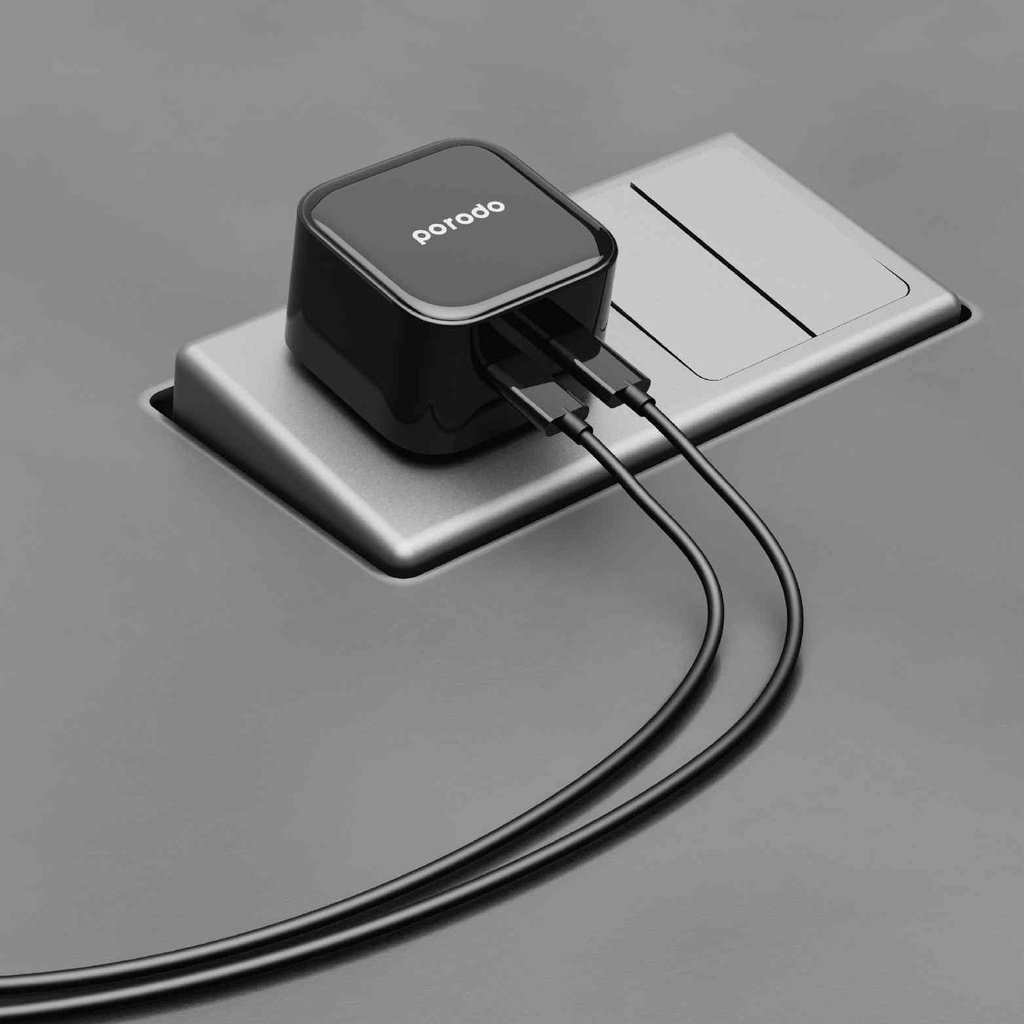 Porodo Super-Fast Dual USB-C Wall Charger 35W UK with Braided Type-C to Type-C Cable 1.2m 4 Porodo Super-Fast Dual USB-C Wall Charger 35W UK with Braided Type-C to Type-C Cable 1.2m - Image 4