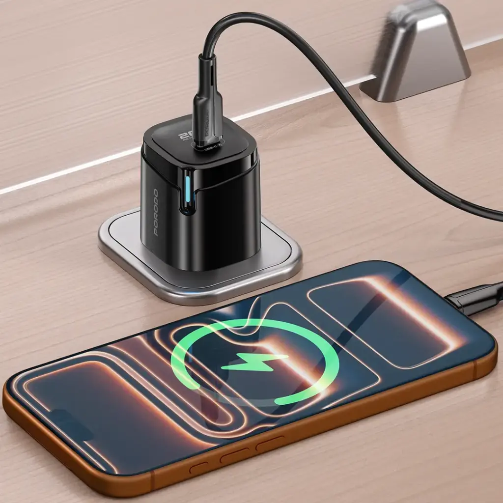 Porodo Tekto USB-C Wall Adapter - Black 3 Porodo Tekto USB-C Wall Adapter - Black - Image 3