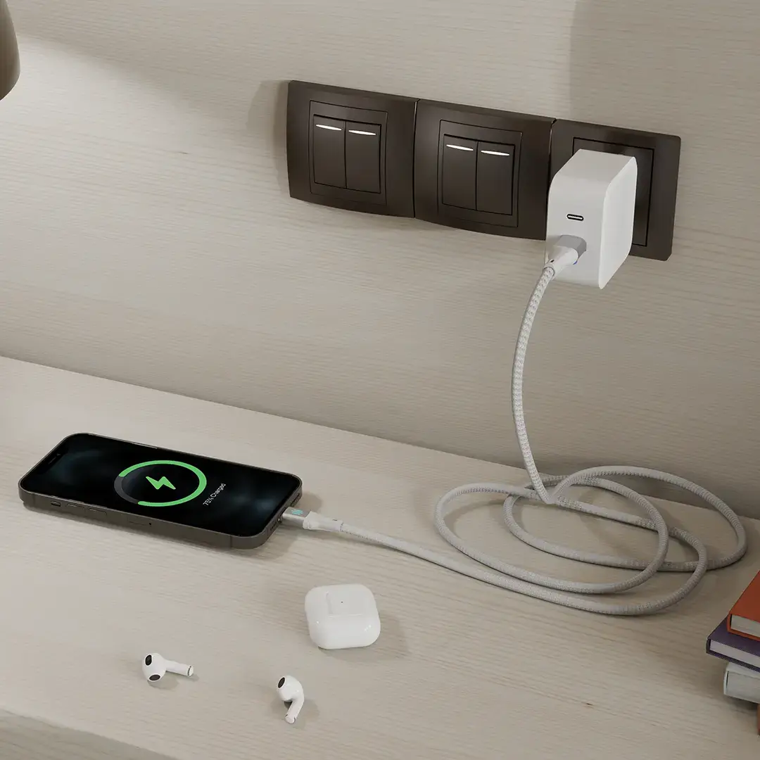 Porodo USB-A to Lightning Charging & Data Cable 5 Porodo USB-A to Lightning Charging & Data Cable - Image 5
