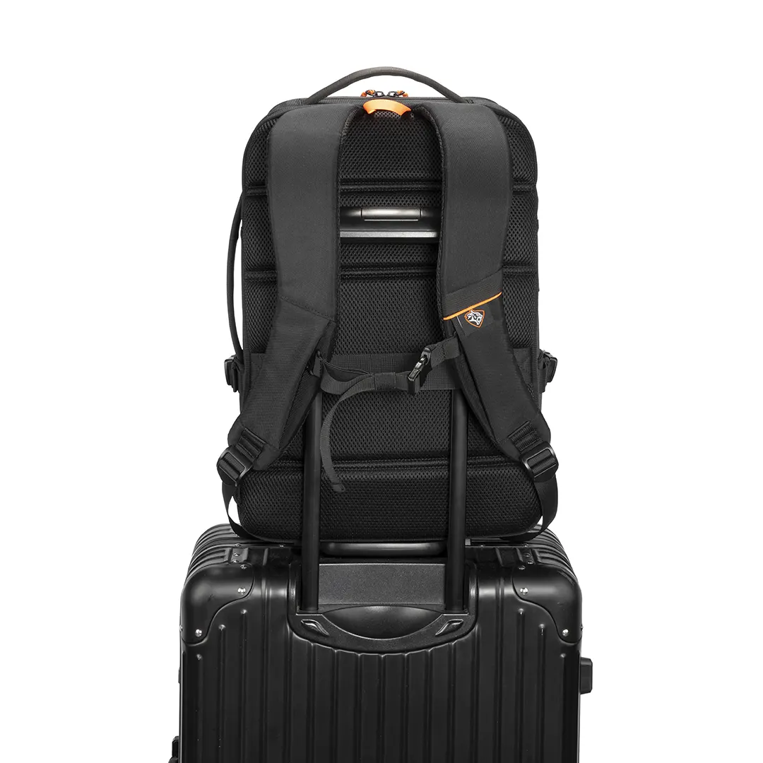 Porodo Gaming PS5 Storage & Laptop Backpack 2 Porodo Gaming PS5 Storage & Laptop Backpack - Image 2